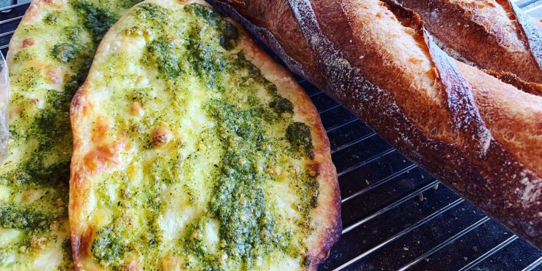 バジルチーズパリパリとバゲット