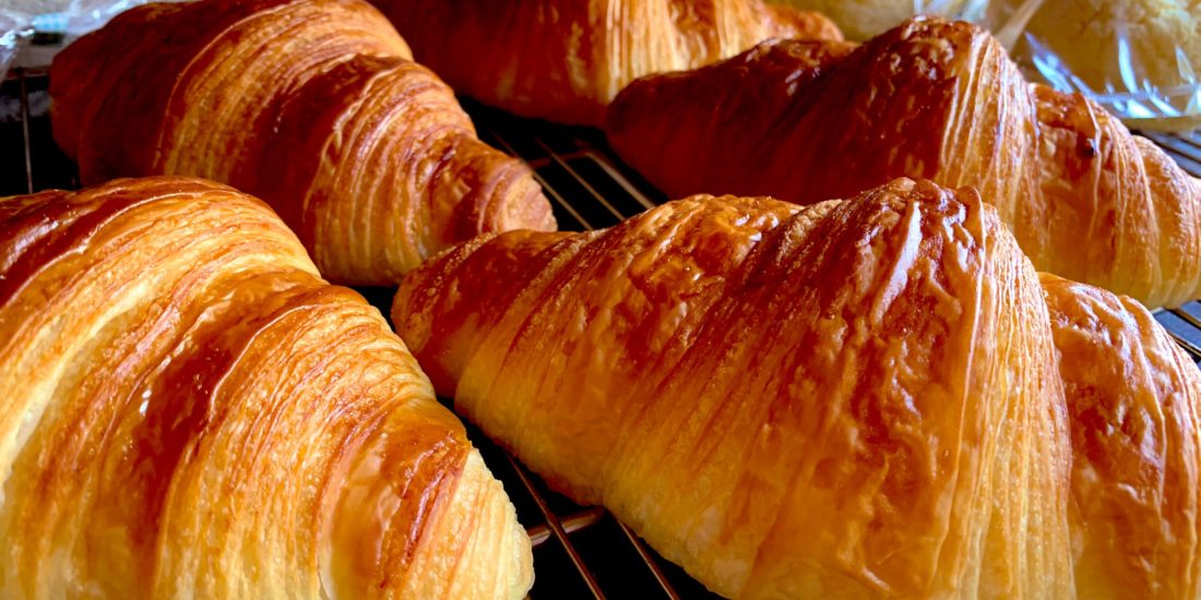 バタークロワッサン